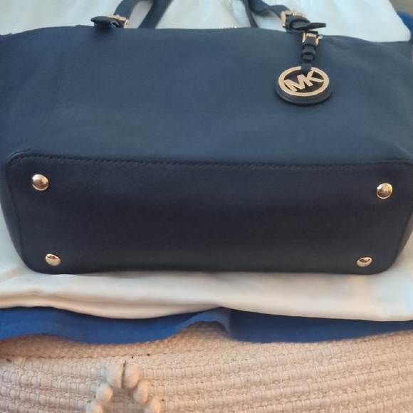 Authentic Michael Kors Dark Blue Tote with Gold Accents Asking Price $70 - Picture 3 of 15